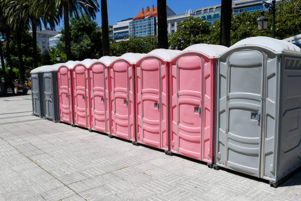 Best VIP or Luxury Restroom Trailers  in Somerville, TX